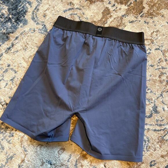 lululemon Men’s Blue Always in Motion Short Boxers 5” Length Size Small NWOT - Picture 4 of 5